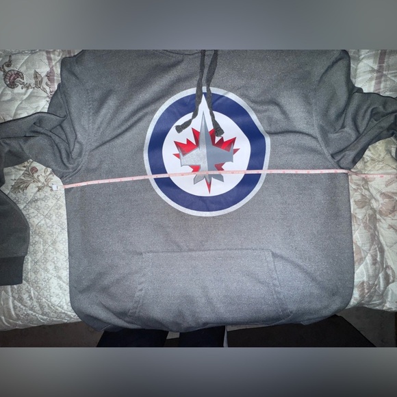 Winnipeg Jets Gray Hoodie by Fanatics. Size L EUC - Picture 10 of 12